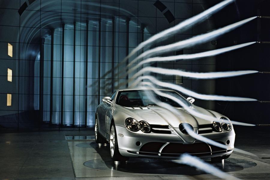  Mercedes-Benz SLR McLaren 2003 года  (фото 85 из 319)